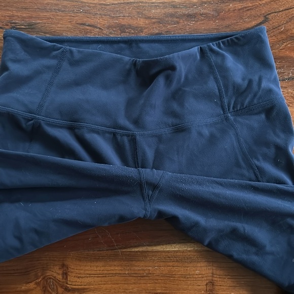Athleta cropped navy leggings 7/8th - Picture 6 of 6